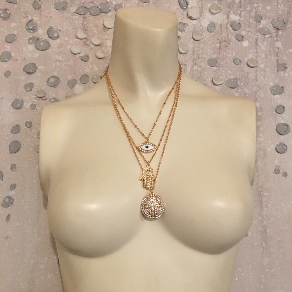 Rose gold Hamsa charm necklace crystal chain - Picture 3 of 8